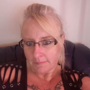 Meet your Posher, Farrah